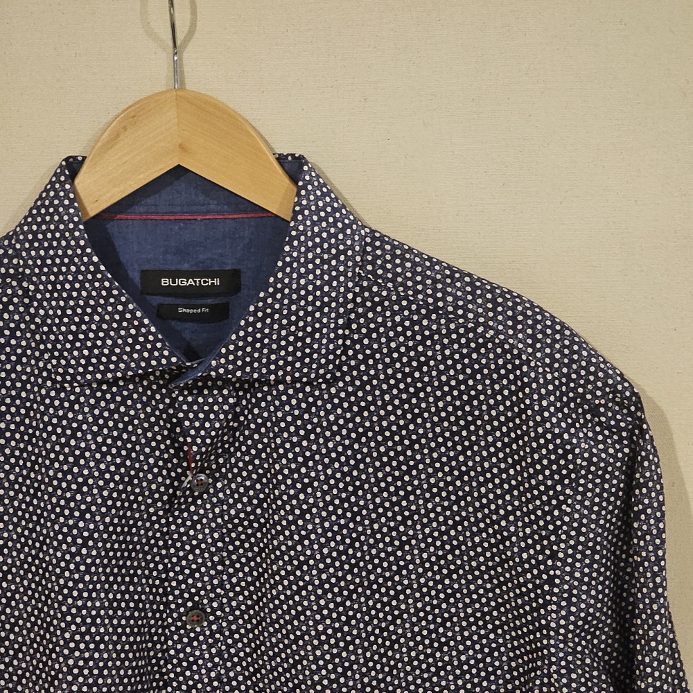 Bugatchi Men's Dark Blue and White Patterned Shirt